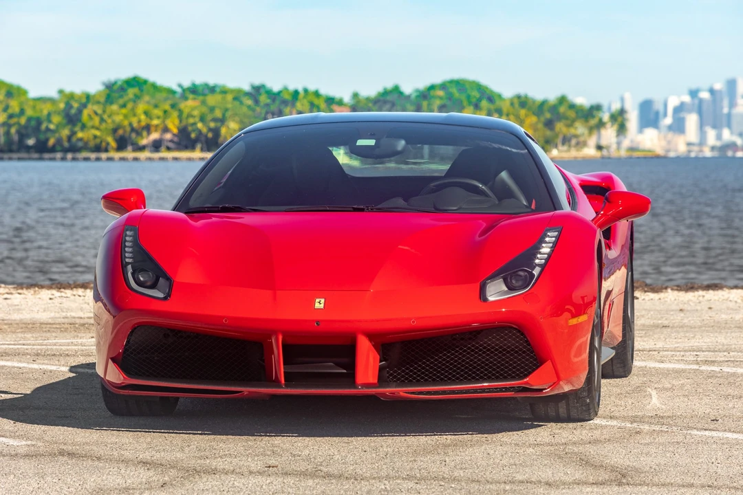 2016 Ferrari 488 GTB - Image 3 of 31
