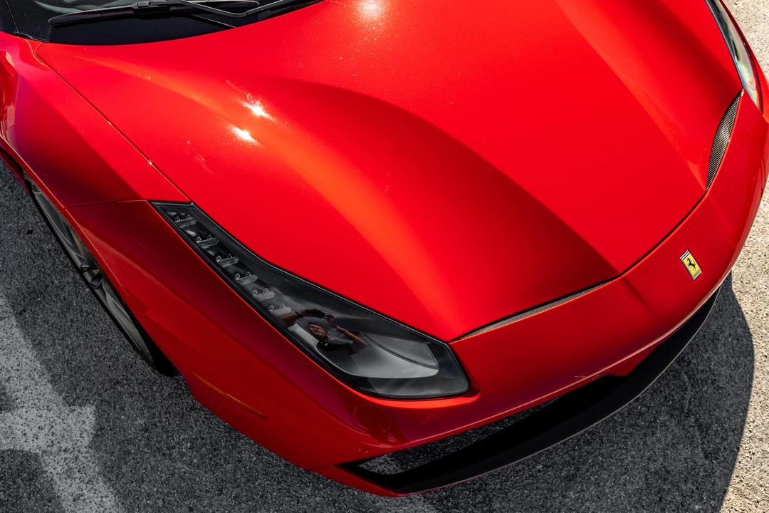 2016 Ferrari 488 GTB - Image 17 of 31