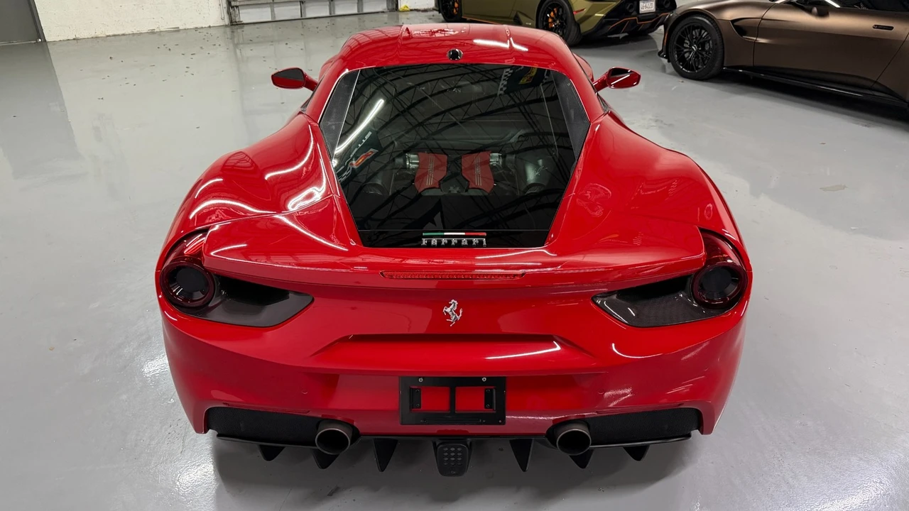 2016 Ferrari 488 GTB - Image 15 of 21