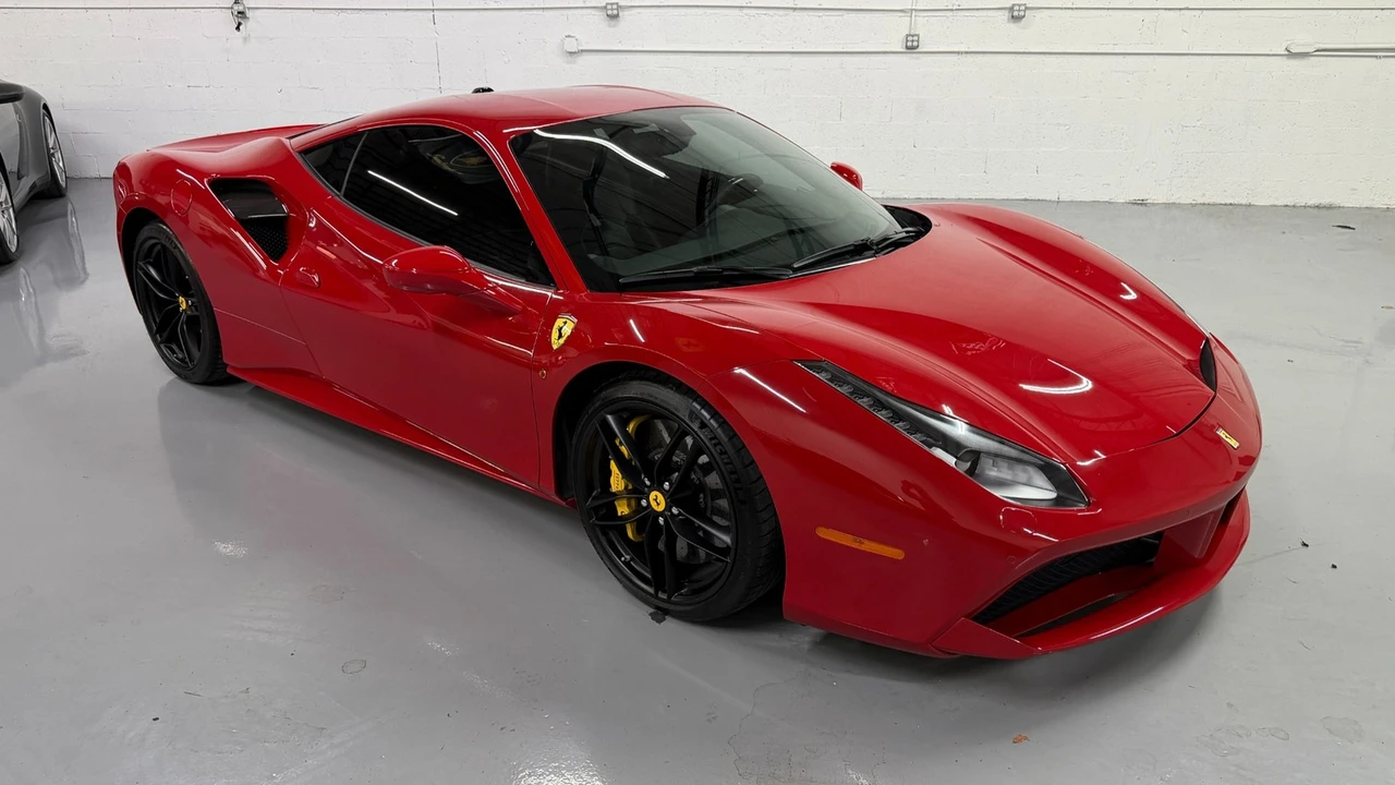 2016 Ferrari 488 GTB - Image 2 of 21
