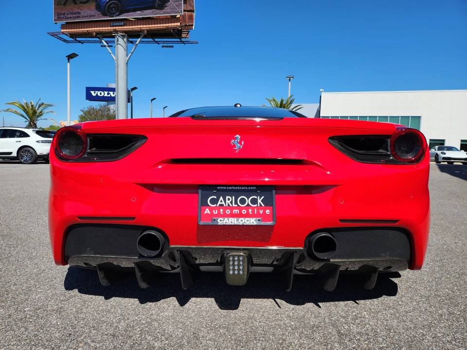 2016 Ferrari 488 GTB - Image 14 of 31