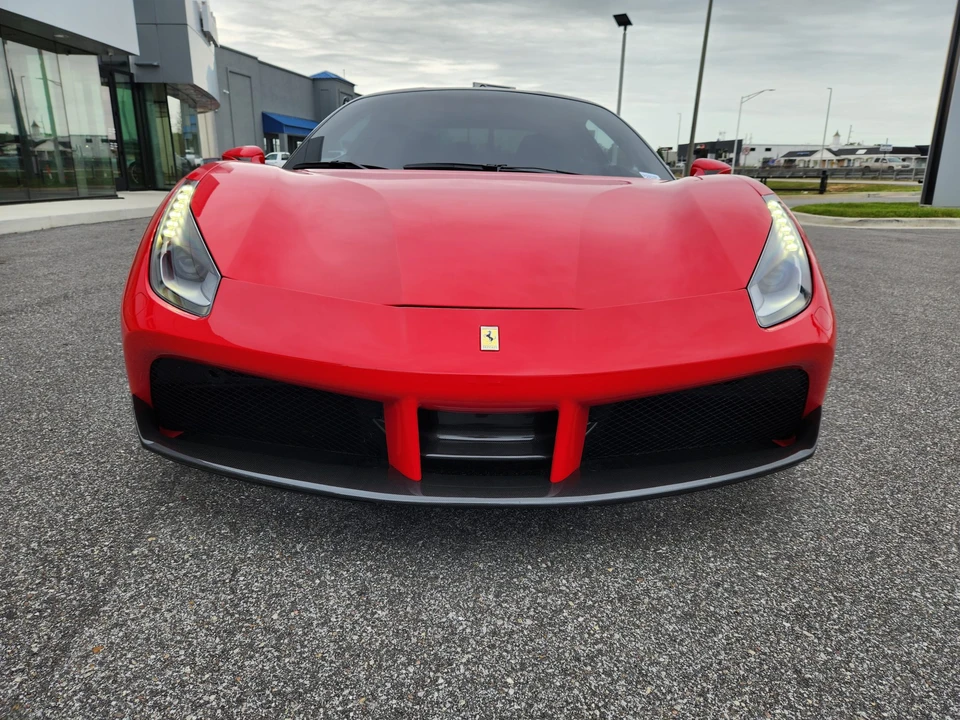 2016 Ferrari 488 GTB - Image 10 of 31