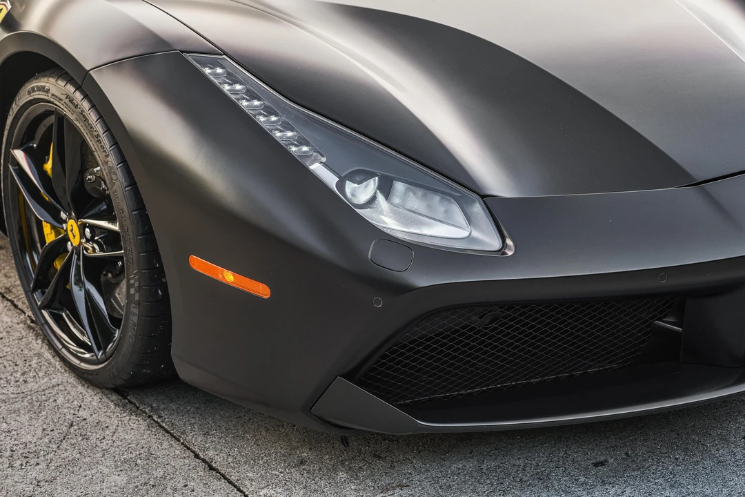 2016 Ferrari 488 GTB - Image 12 of 31