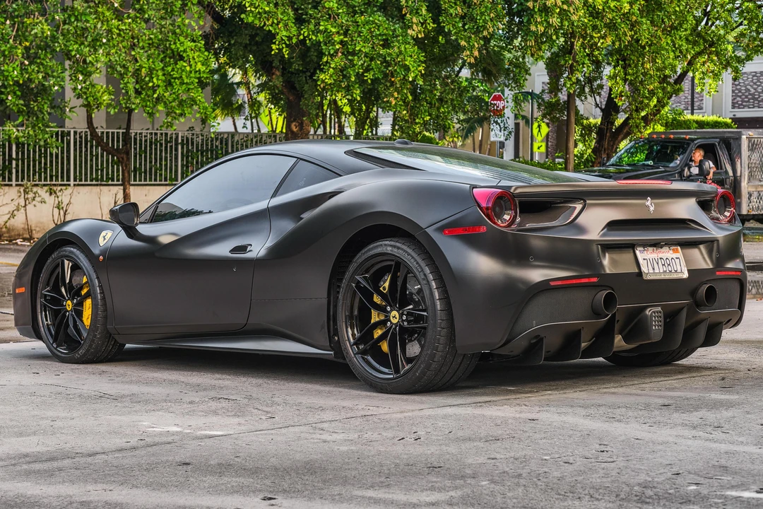 2016 Ferrari 488 GTB - Image 4 of 31