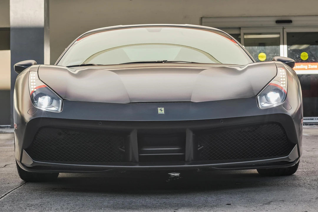 2016 Ferrari 488 GTB - Image 2 of 31