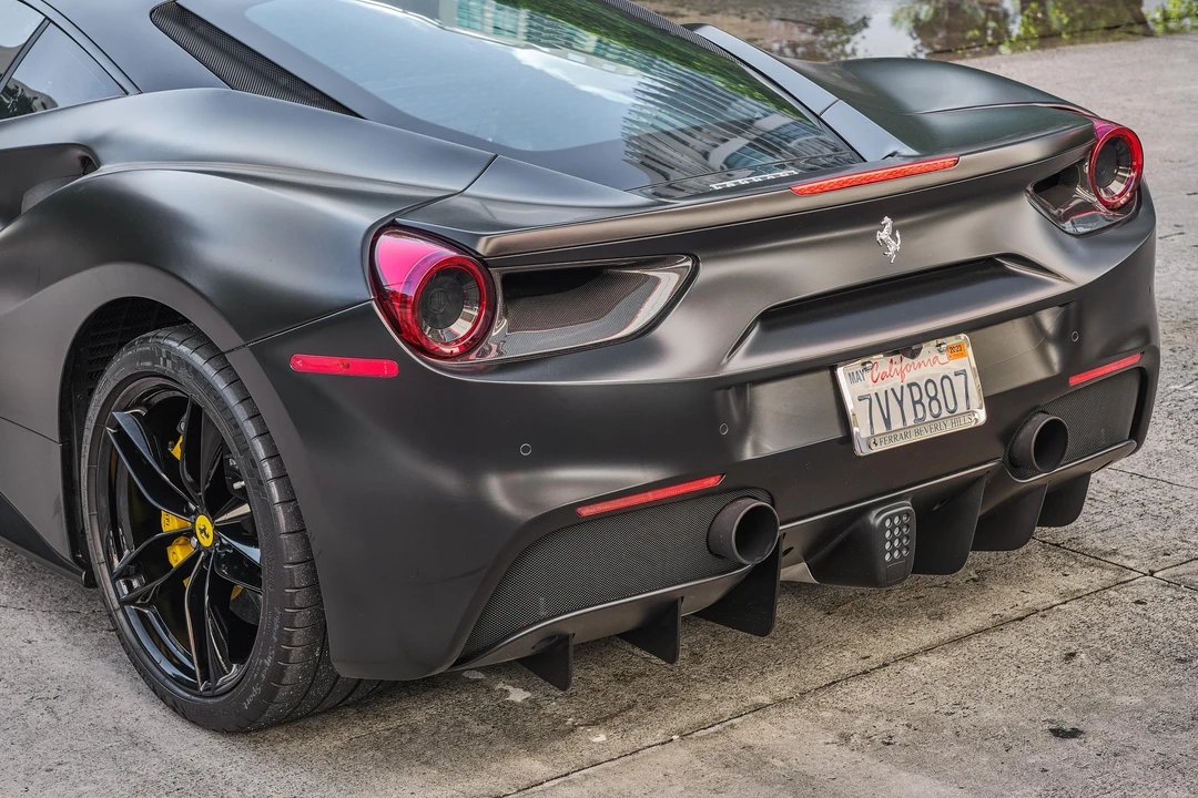 2016 Ferrari 488 GTB - Image 30 of 31