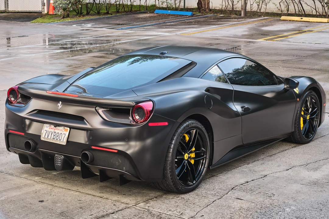 2016 Ferrari 488 GTB - Image 8 of 31