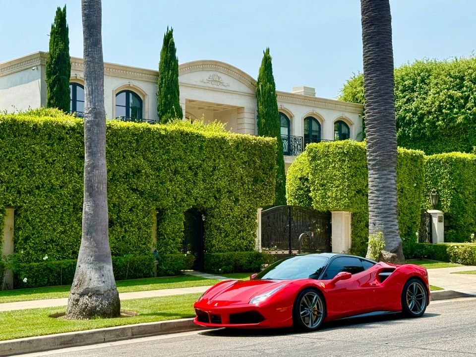 2016 Ferrari 488 GTB - Image 12 of 21