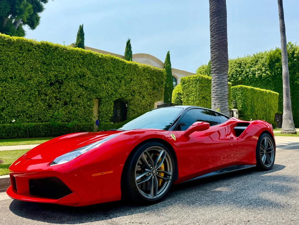 2016 Ferrari 488 GTB - Image 18 of 21