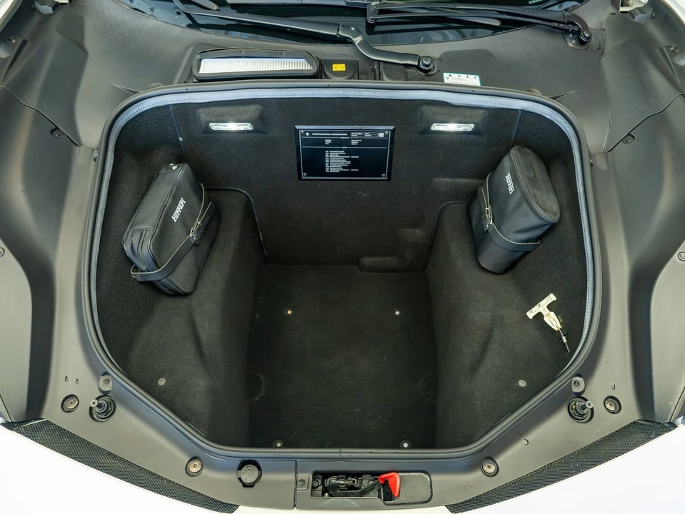 2016 Ferrari 488 GTB - Image 22 of 26