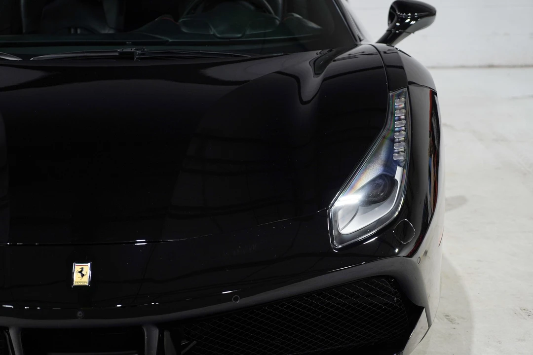 2016 Ferrari 488 GTB - Image 27 of 31