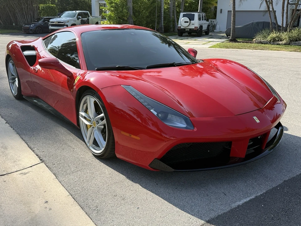 2016 Ferrari 488 GTB - Image 11 of 22