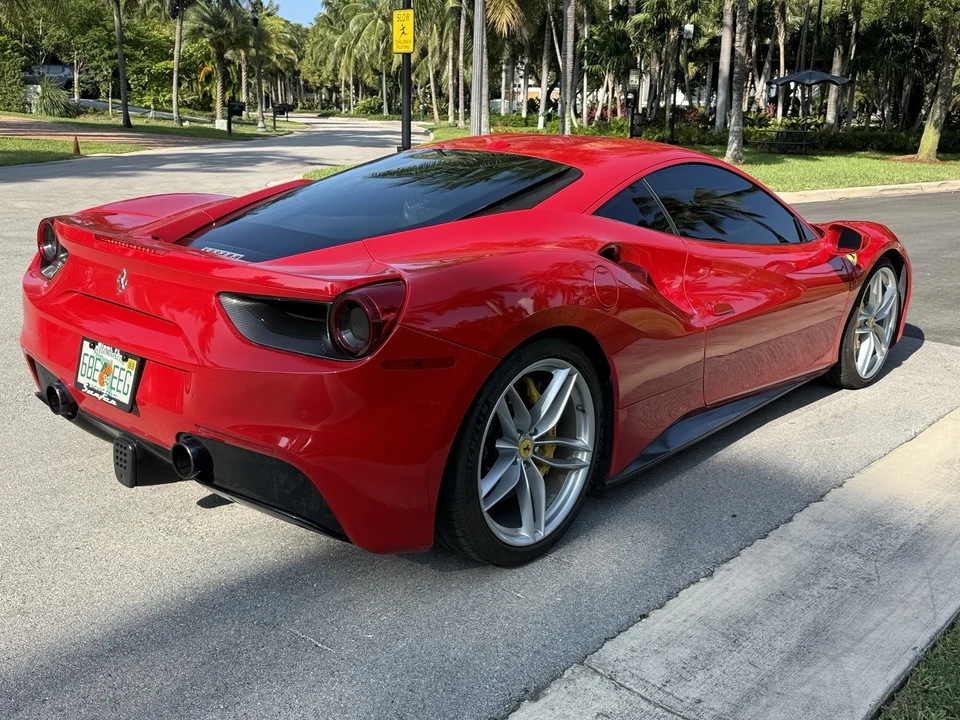 2016 Ferrari 488 GTB - Image 3 of 22