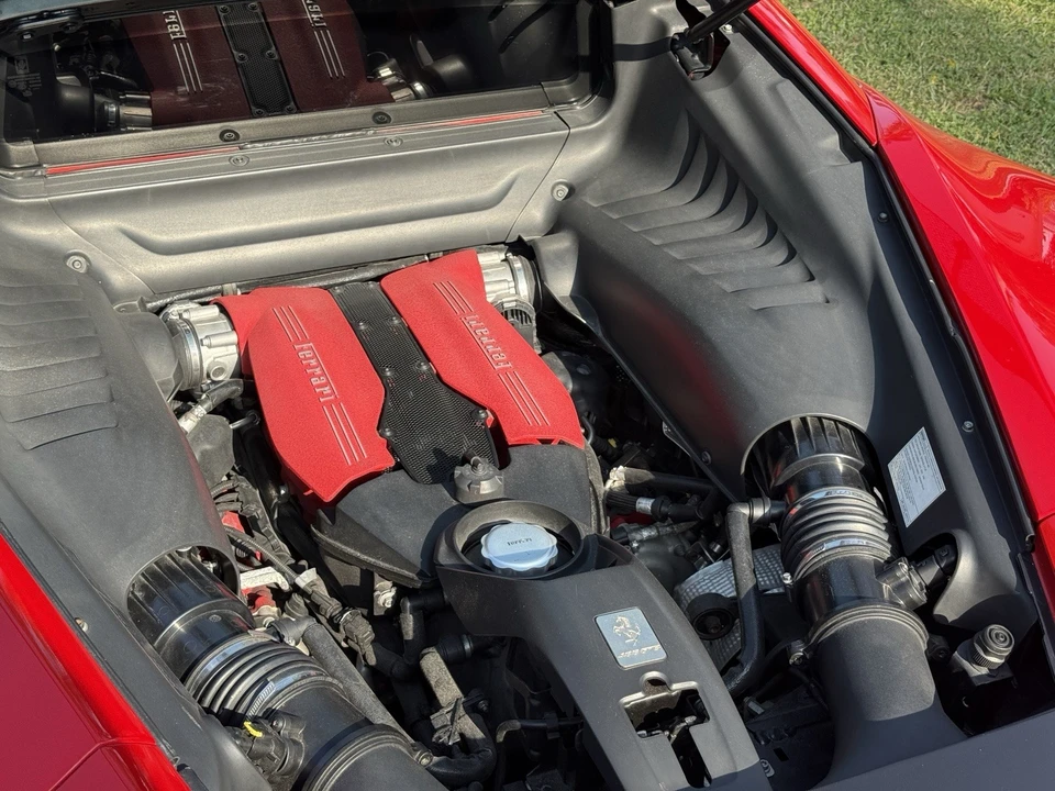 2016 Ferrari 488 GTB - Image 15 of 22