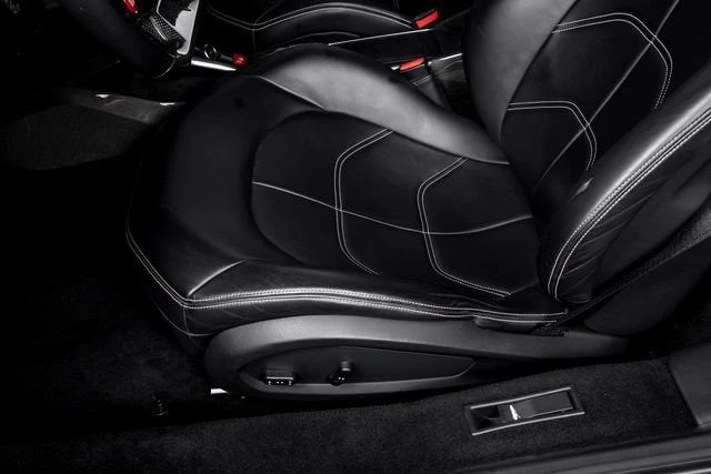 2016 Ferrari 488 GTB - Image 23 of 31