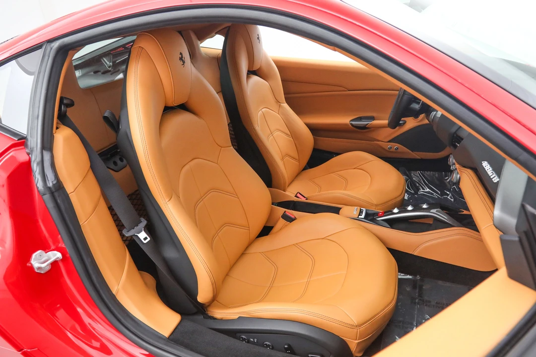 2016 Ferrari 488 GTB - Image 19 of 31
