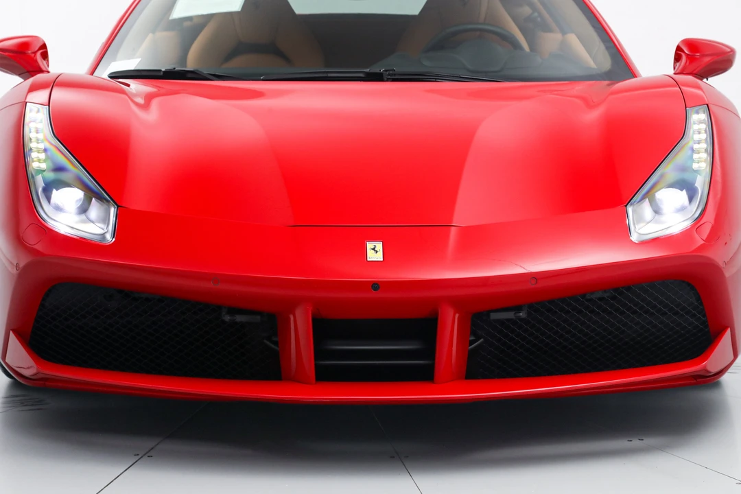 2016 Ferrari 488 GTB - Image 12 of 31