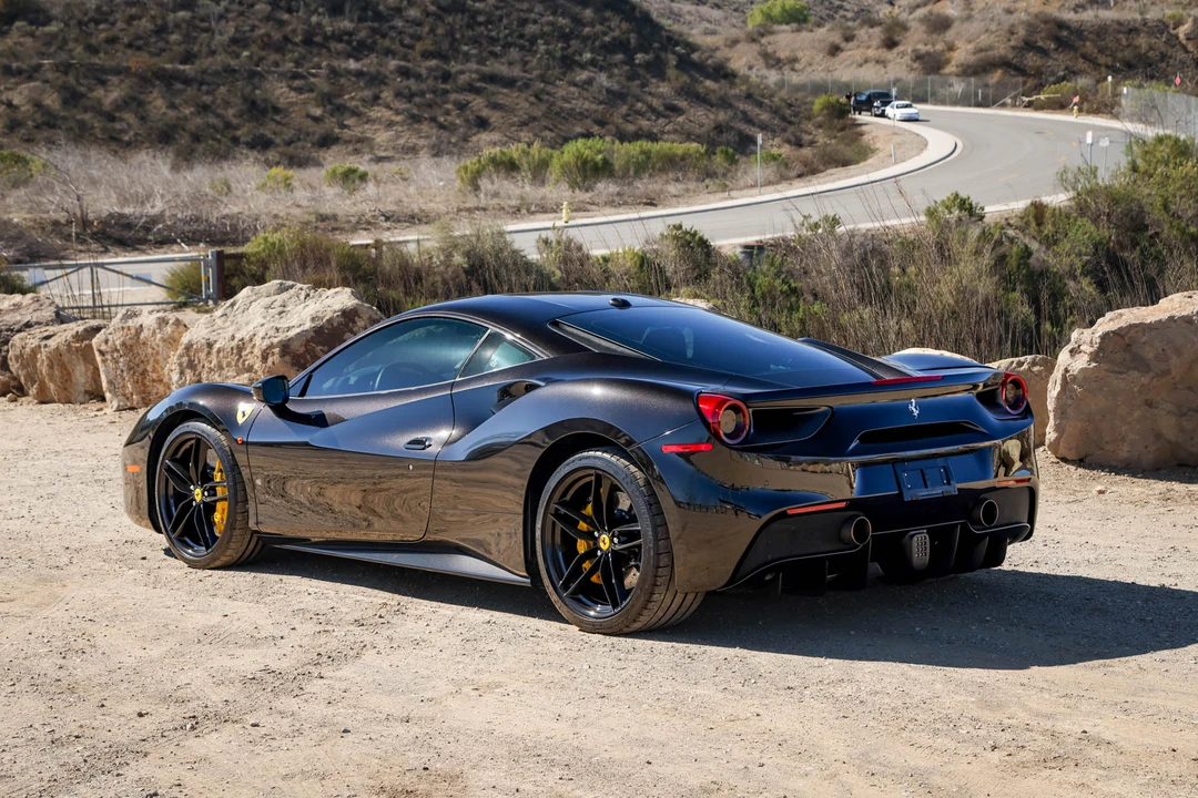 2016 Ferrari 488 GTB - Image 14 of 31