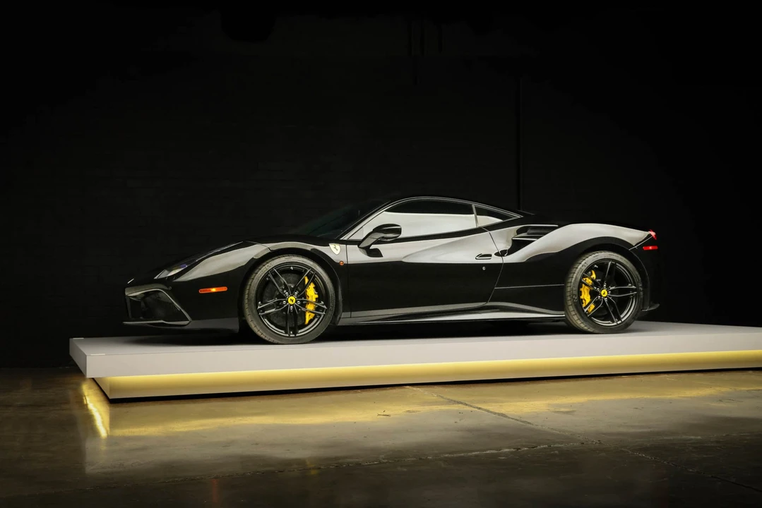 2016 Ferrari 488 GTB - Image 18 of 31