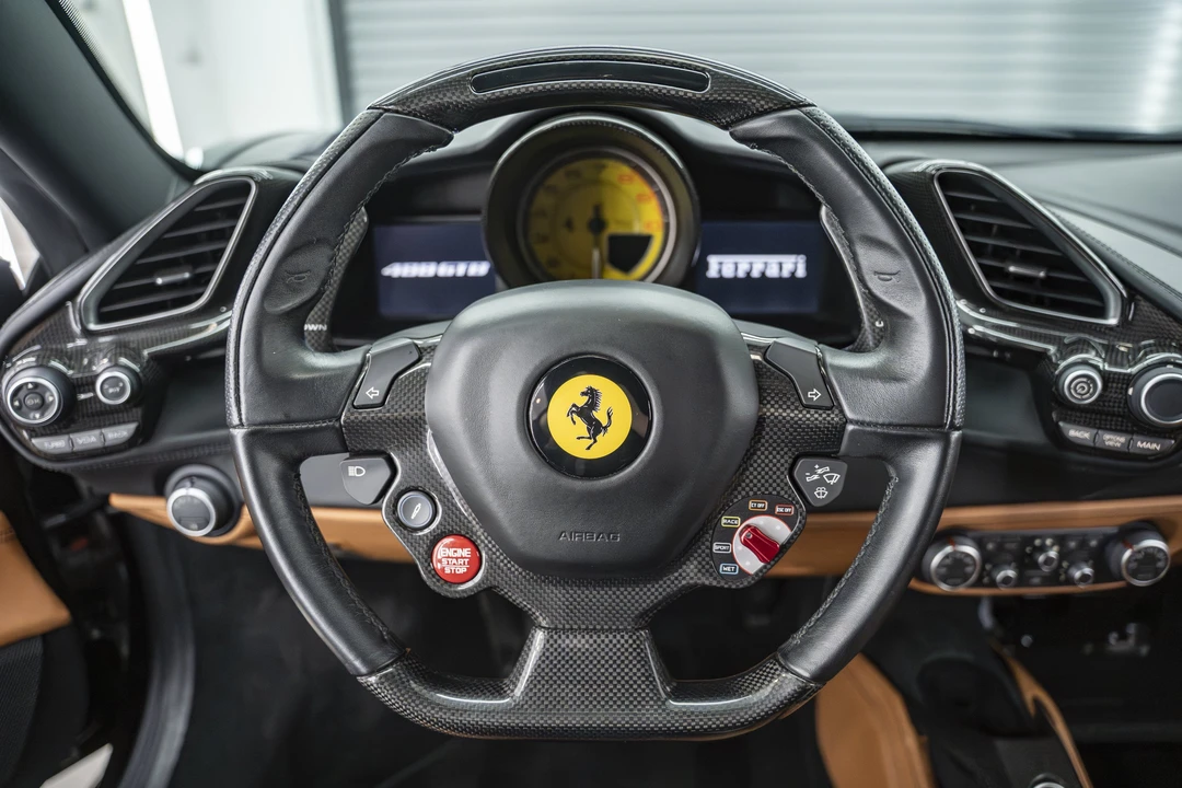 2016 Ferrari 488 GTB - Image 29 of 31
