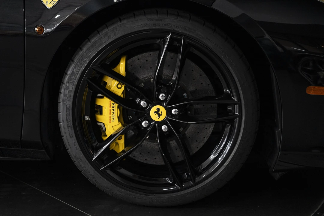 2016 Ferrari 488 GTB - Image 14 of 31