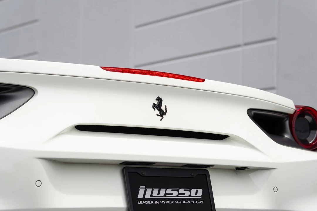 2016 Ferrari 488 GTB - Image 30 of 31
