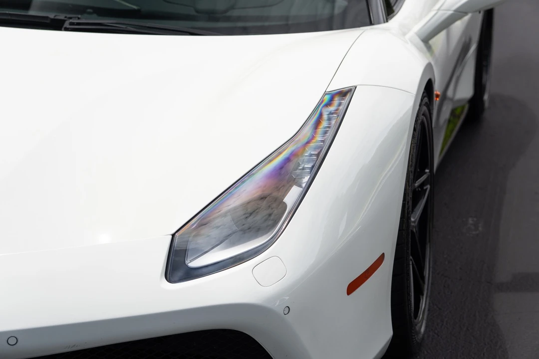 2016 Ferrari 488 GTB - Image 23 of 31