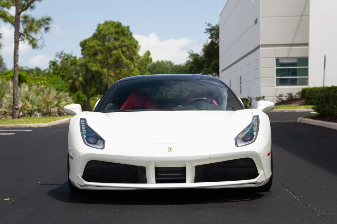 2016 Ferrari 488 GTB - Image 3 of 31