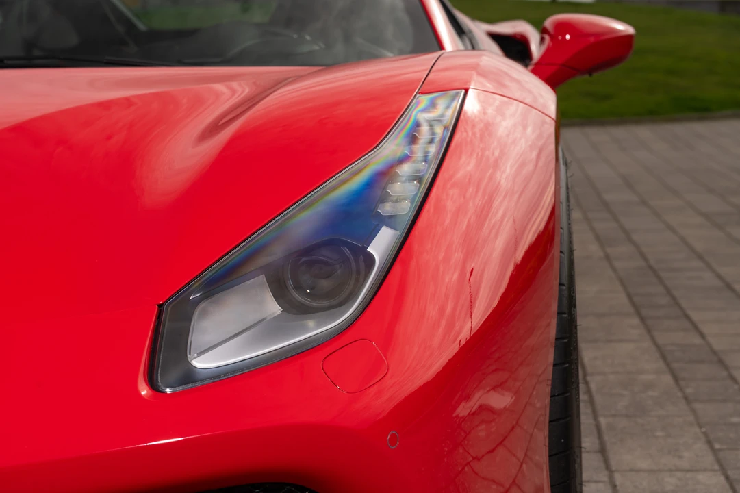 2016 Ferrari 488 GTB - Image 20 of 31