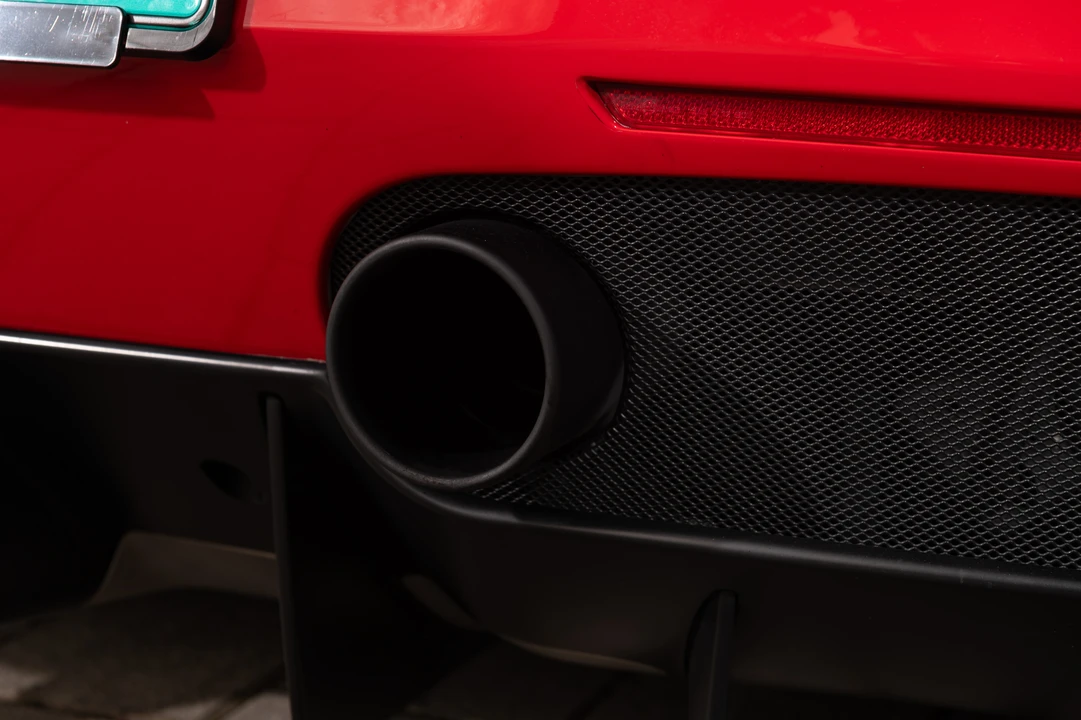 2016 Ferrari 488 GTB - Image 24 of 31