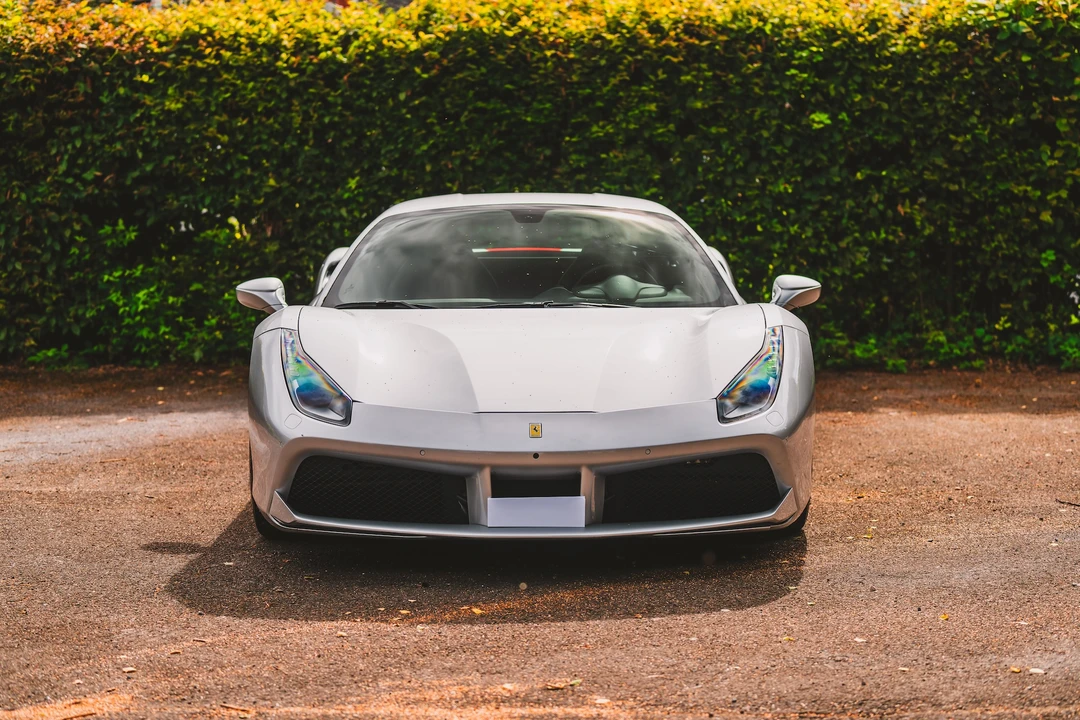 2016 Ferrari 488 GTB - Image 2 of 31