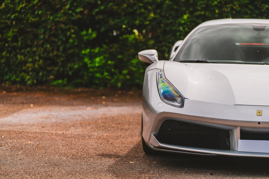 2016 Ferrari 488 GTB - Image 11 of 31