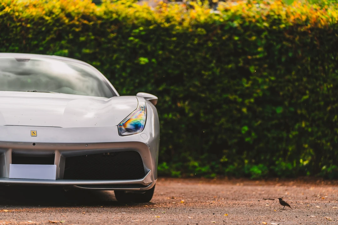 2016 Ferrari 488 GTB - Image 14 of 31