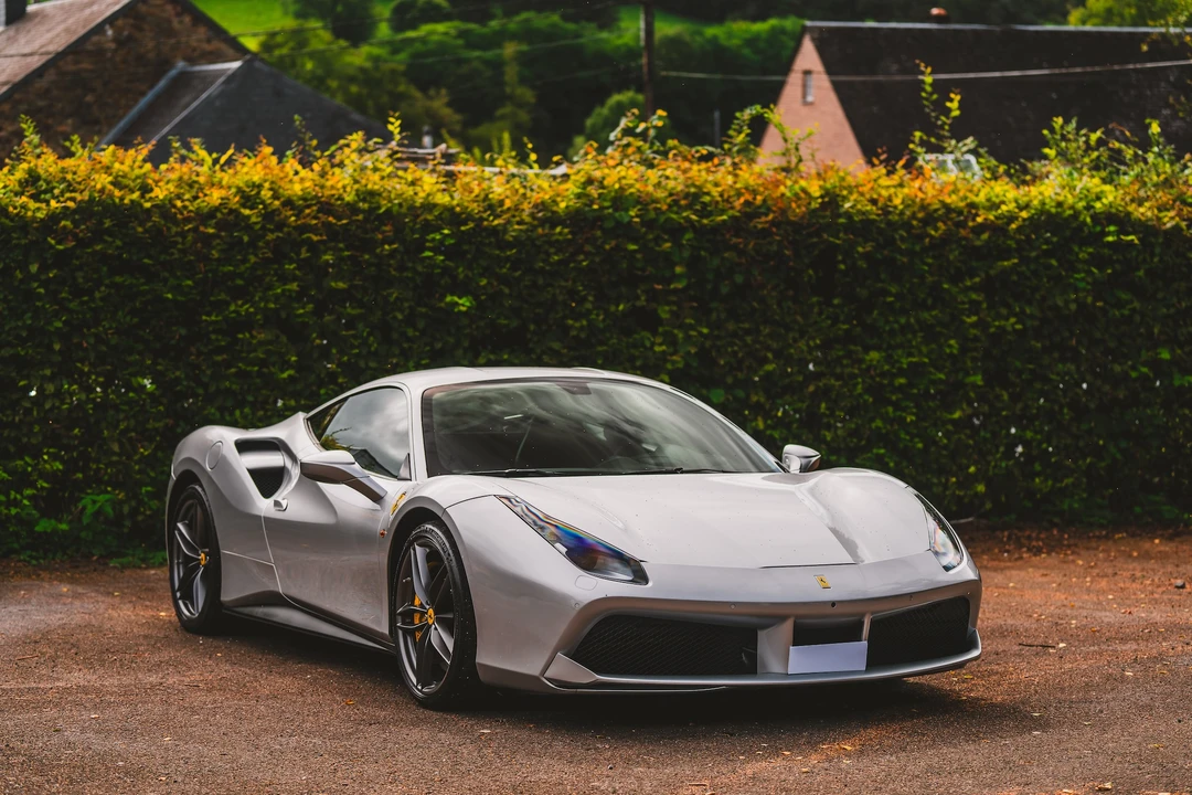 2016 Ferrari 488 GTB - Image 3 of 31