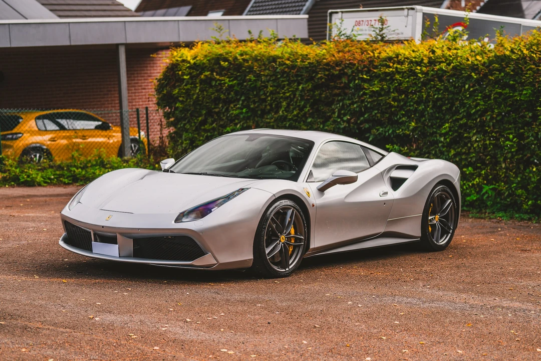 2016 Ferrari 488 GTB - Image 9 of 31