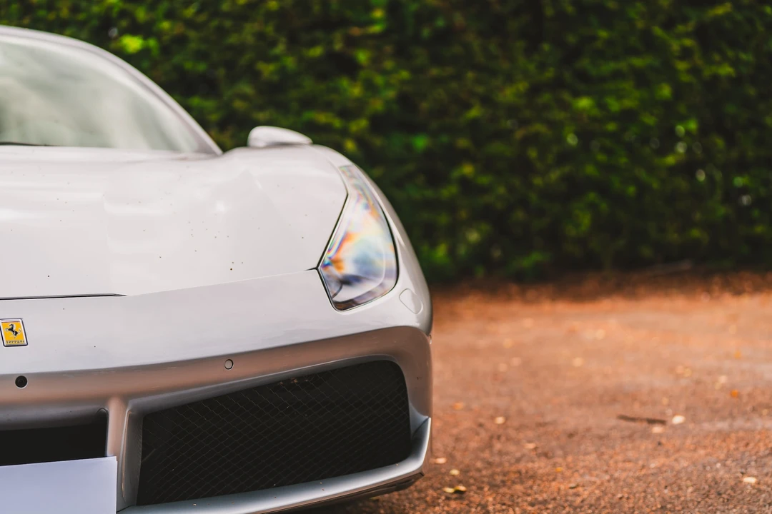 2016 Ferrari 488 GTB - Image 25 of 31