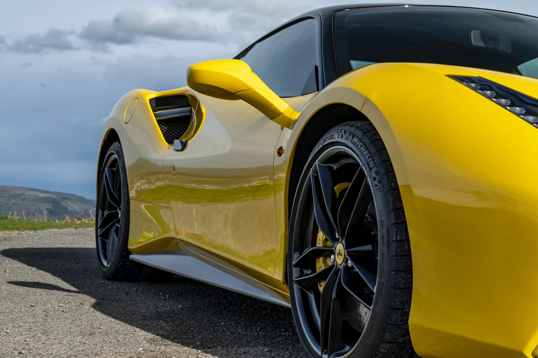 2016 Ferrari 488 GTB - Image 31 of 31
