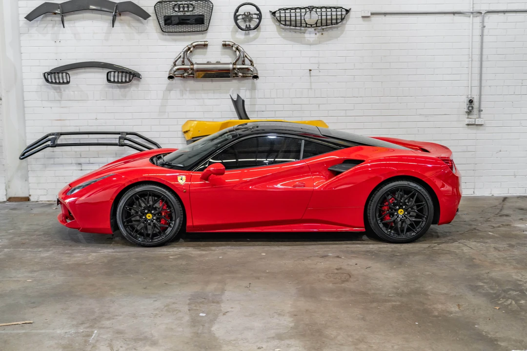 2016 Ferrari 488 GTB - Image 8 of 31
