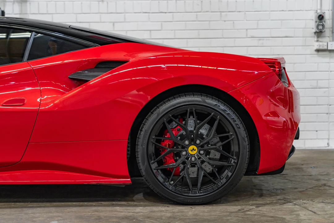 2016 Ferrari 488 GTB - Image 22 of 31