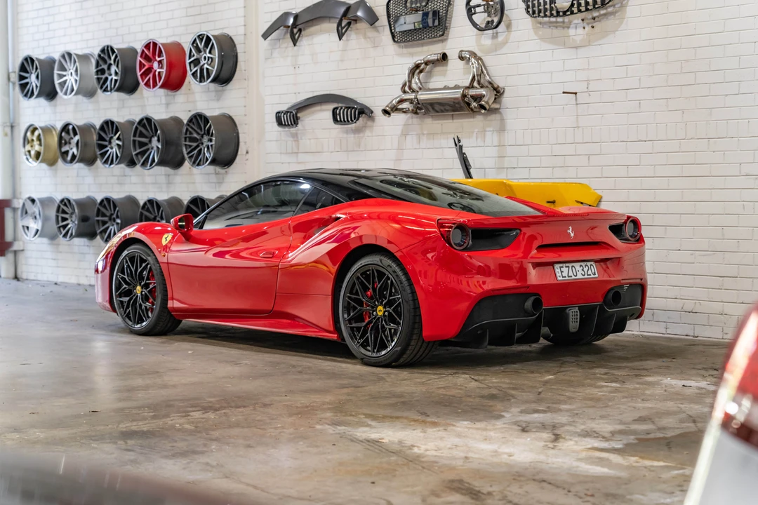2016 Ferrari 488 GTB - Image 7 of 31