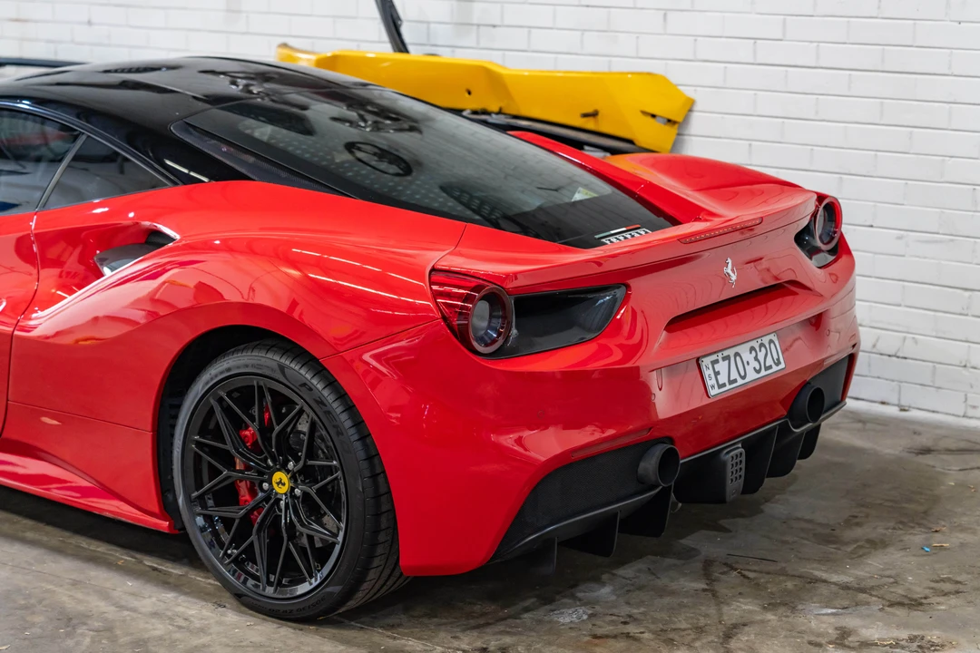 2016 Ferrari 488 GTB - Image 24 of 31