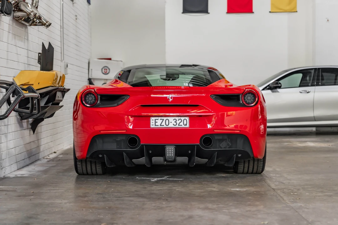 2016 Ferrari 488 GTB - Image 6 of 31