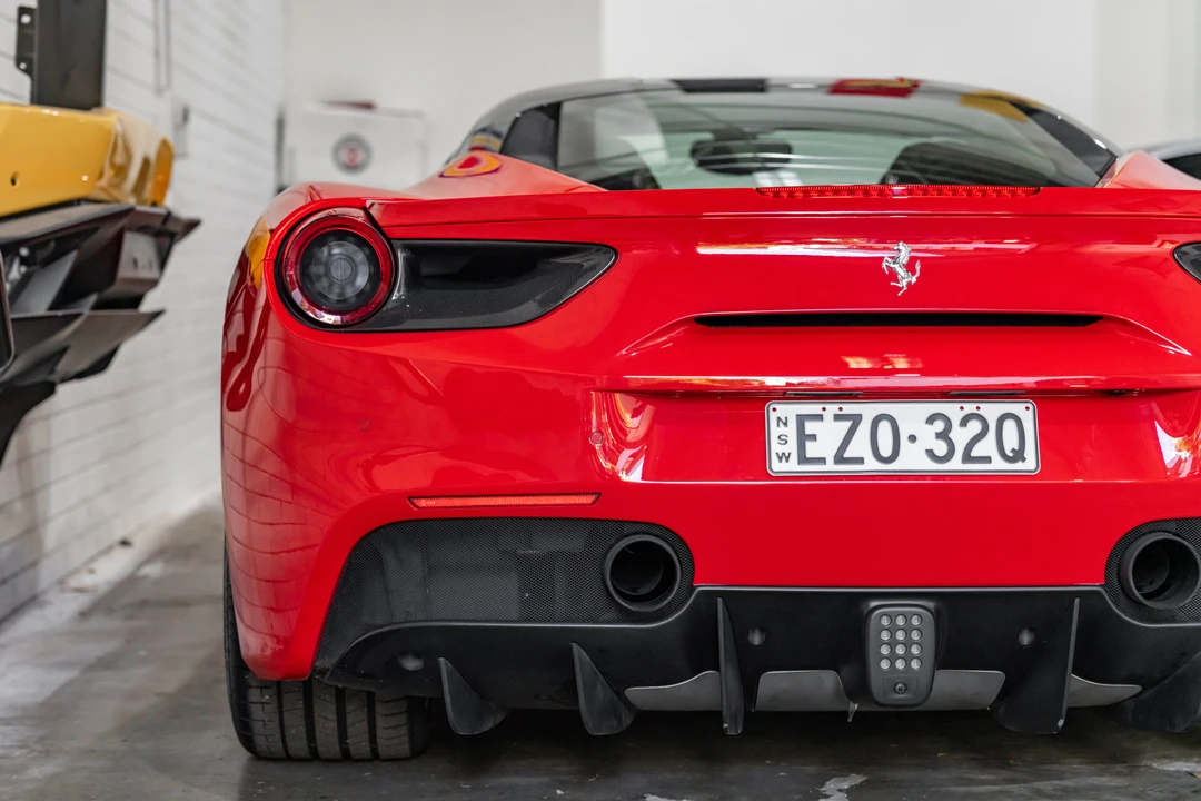 2016 Ferrari 488 GTB - Image 27 of 31