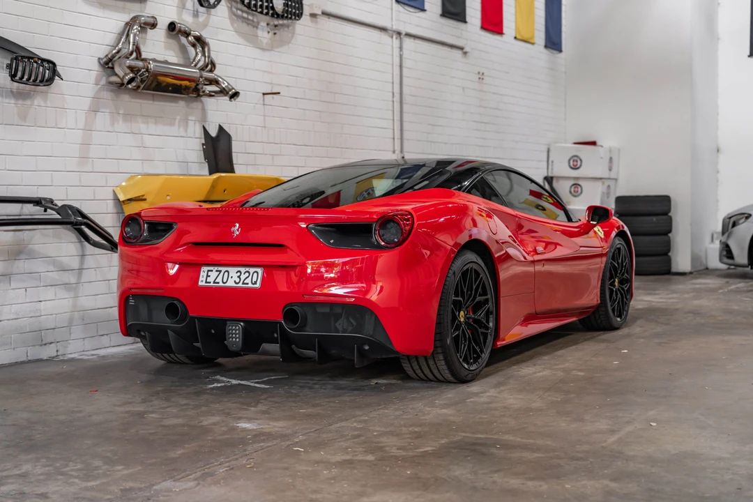2016 Ferrari 488 GTB - Image 5 of 31