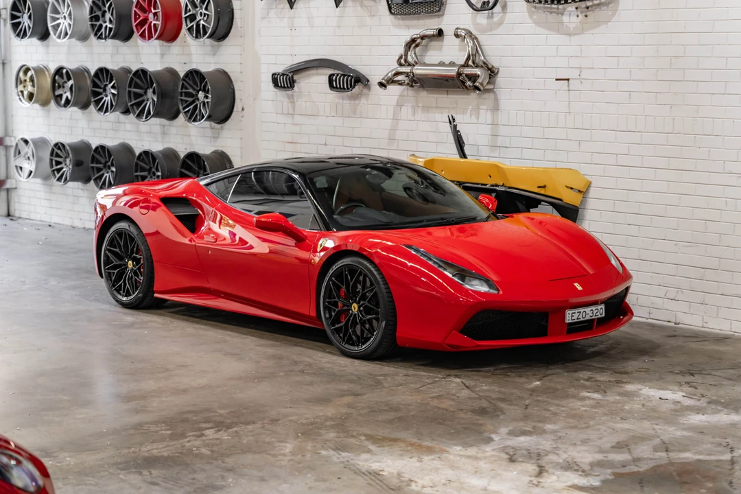 2016 Ferrari 488 GTB - Image 11 of 31