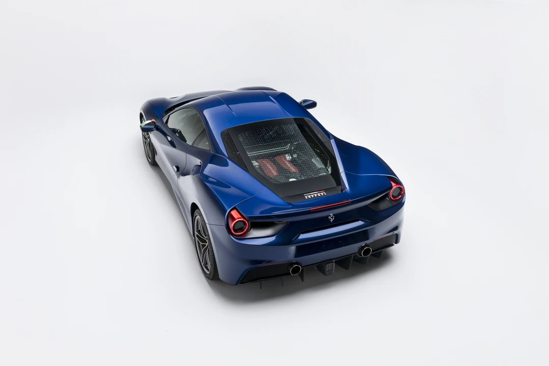 2016 Ferrari 488 GTB - Image 15 of 31