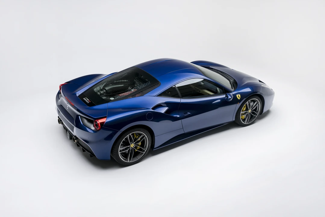 2016 Ferrari 488 GTB - Image 17 of 31