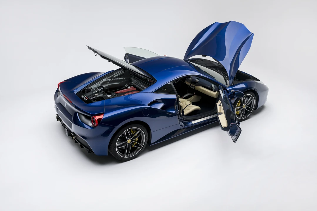 2016 Ferrari 488 GTB - Image 27 of 31