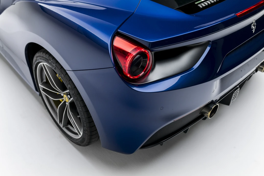 2016 Ferrari 488 GTB - Image 31 of 31