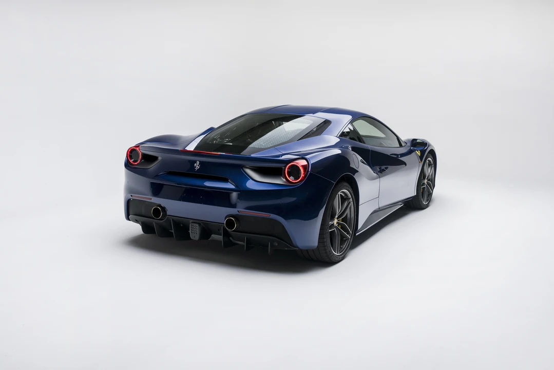 2016 Ferrari 488 GTB - Image 19 of 31